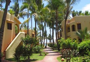 LOS CORALES